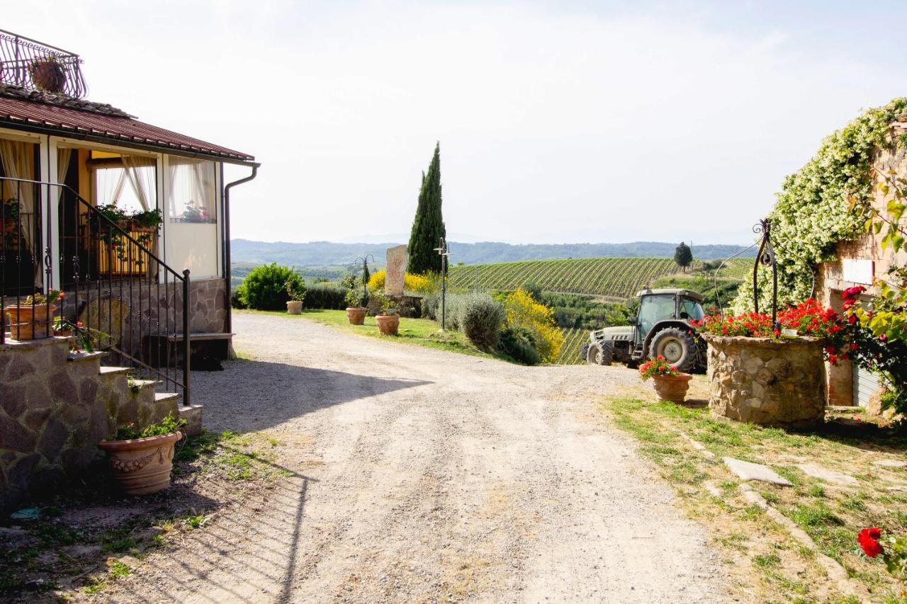 מונטאיונה Agriturismo Poggio Pistolese מראה חיצוני תמונה