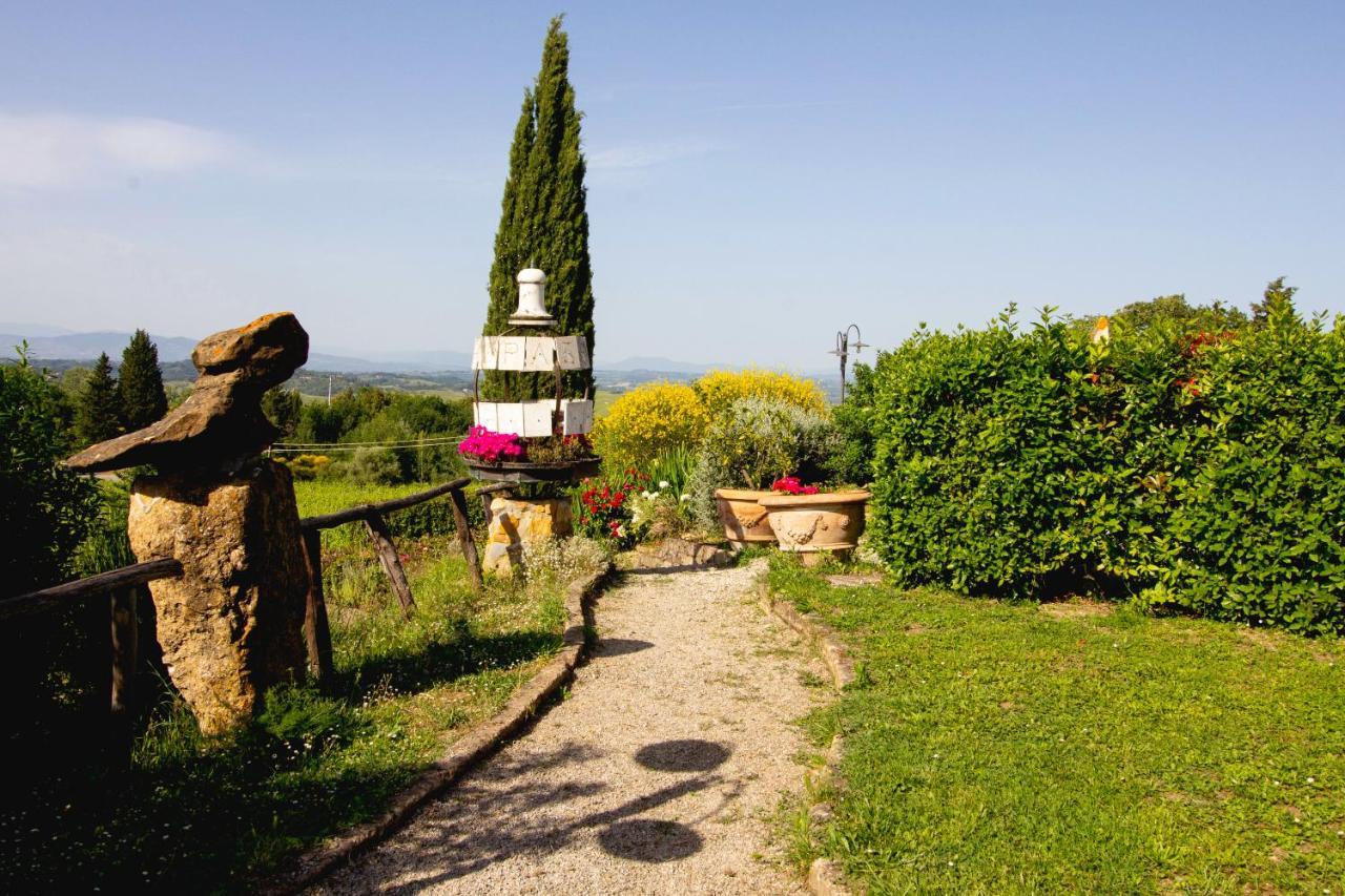 מונטאיונה Agriturismo Poggio Pistolese מראה חיצוני תמונה