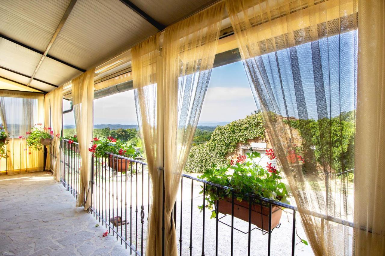 מונטאיונה Agriturismo Poggio Pistolese מראה חיצוני תמונה