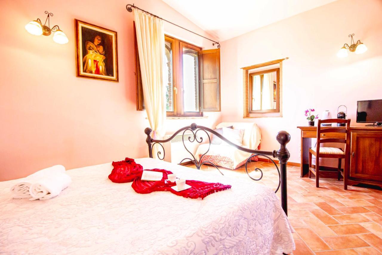 מונטאיונה Agriturismo Poggio Pistolese מראה חיצוני תמונה