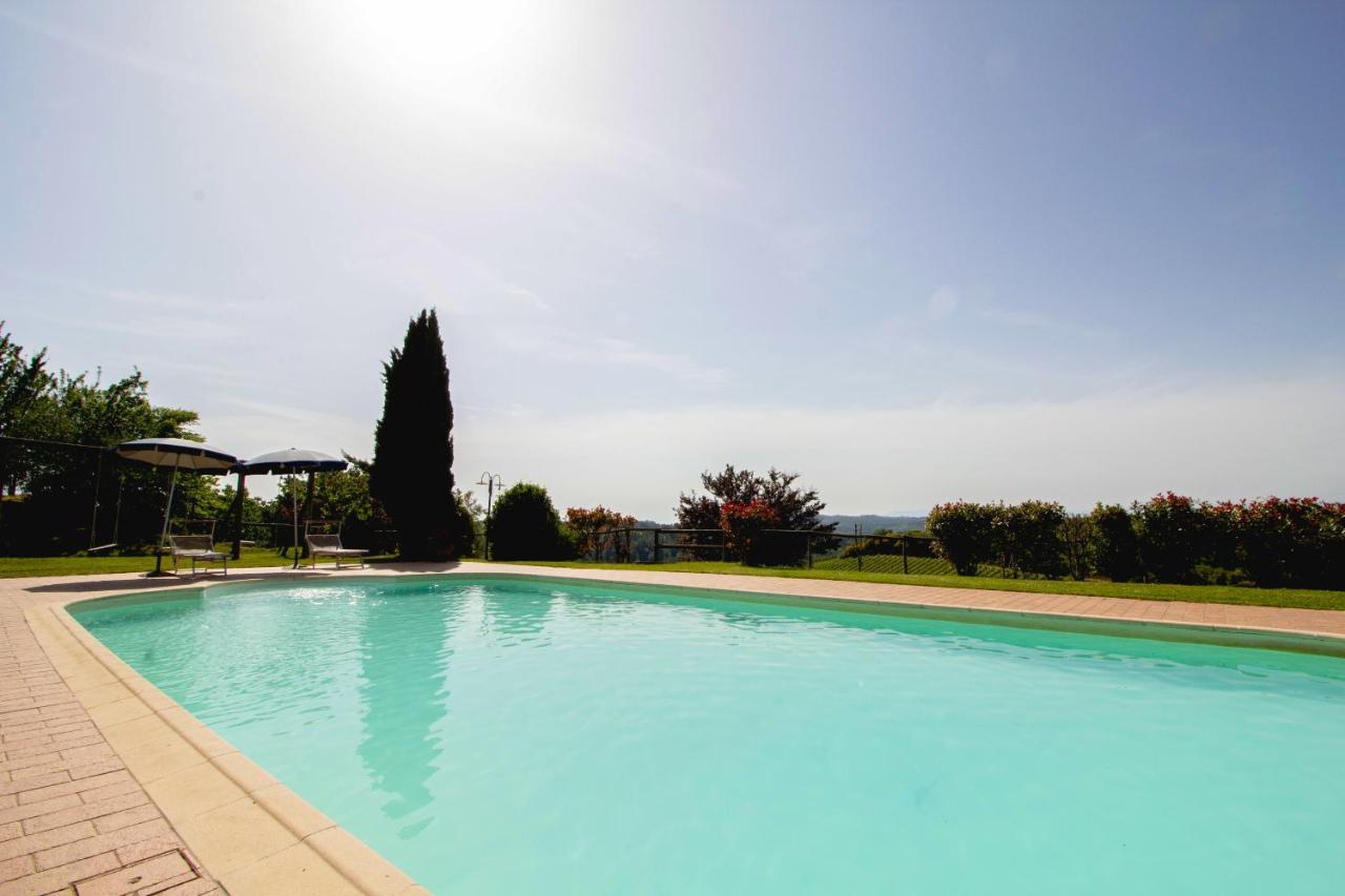 מונטאיונה Agriturismo Poggio Pistolese מראה חיצוני תמונה